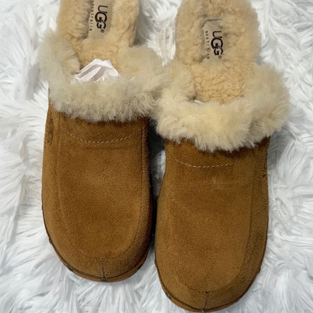 UGG Clogs - image 7